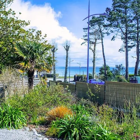 Ar Mervent/plage A Pieds Holiday home Crozon
